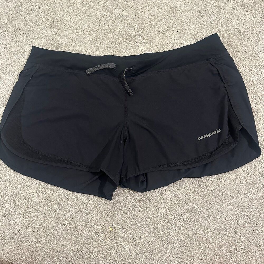 Patagonia Women's Strider drawstring running shorts black size large